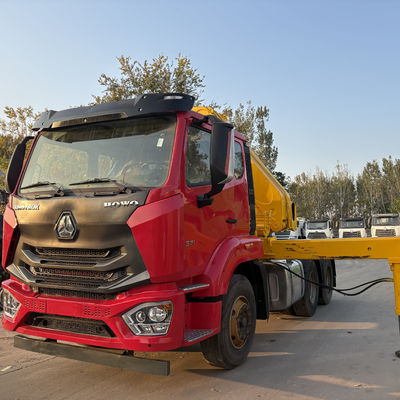 ราคาดี Sinotruk 6x4 Hahan Tractor ด้วยเครื่องยนต์ 380 HP และความจุของรถบรรทุกน้ํามัน Rhd 450L สามารถปรับแต่งได้ ออนไลน์