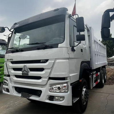 ราคาดี Sinotruk Howo Dump Truck 371hp 6x4 12r20 ยูโร 3 Lhd ด้วยความจุของถังน้ํามัน 300 ลิตร ออนไลน์