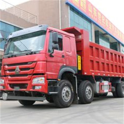 ราคาดี Howo 8x4 300L Tank Dump Truck ด้วยกําลังม้า 380HP และเครื่องยนต์มาตรฐานการปล่อยระดับยูโร II แบบ Wd61547 ออนไลน์